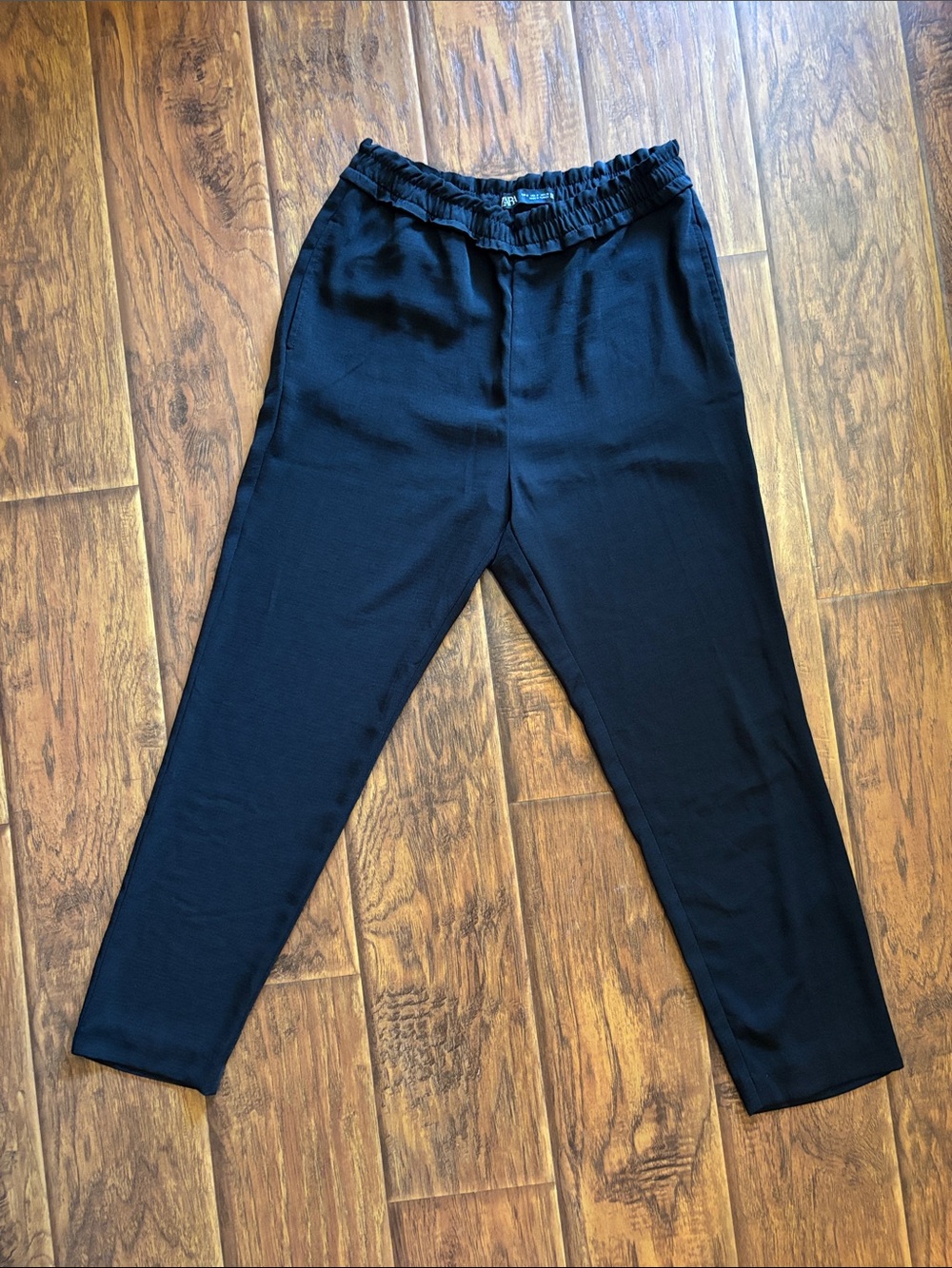 Zara Black Tapered Elastic Waist Pants
